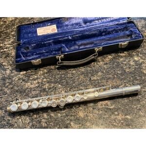 VintageARTLEY 18-0 Flute Made in USA Includes Case & Cleaning Rod 3415-C